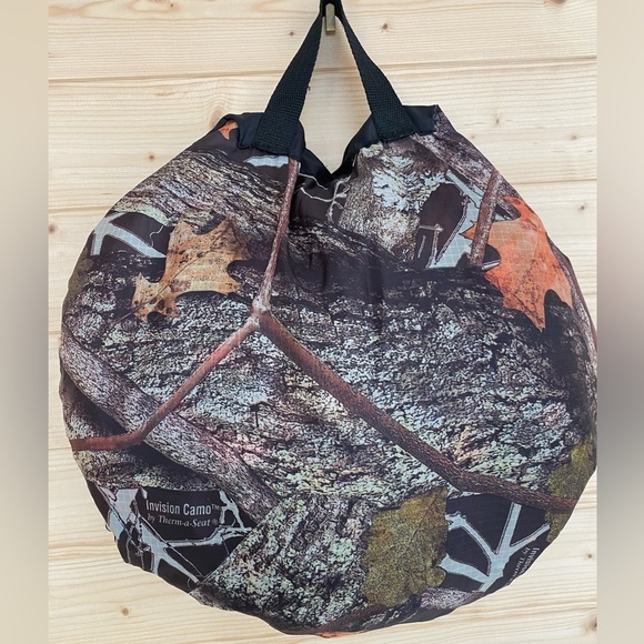 Other - Therm-A-Seat Invision Camping Camo Hunting Chair Cushion with Carrying Handle